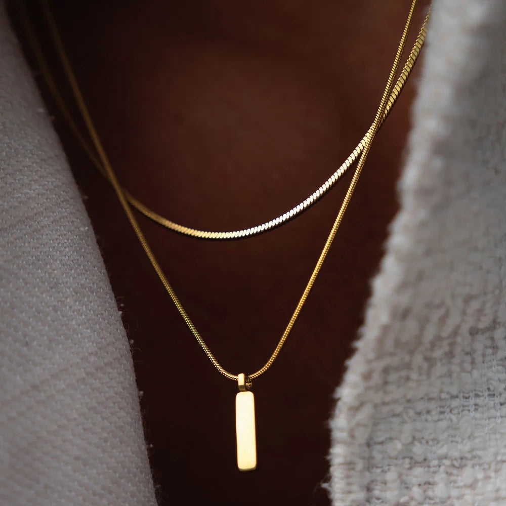z2TOTEM PENDANT X SNAKE NECKLACE STACK (18K GOLD) - SAPIENT