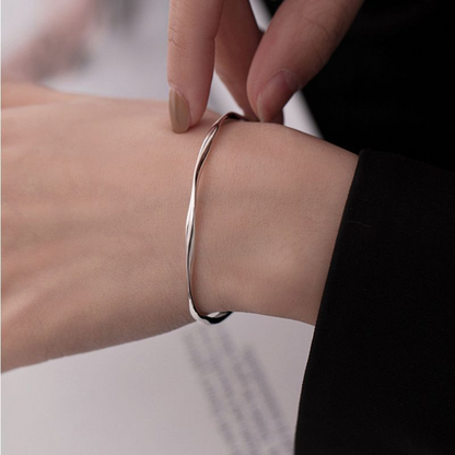 HELIX BANGLE - PLATINUM/S925 SILVER