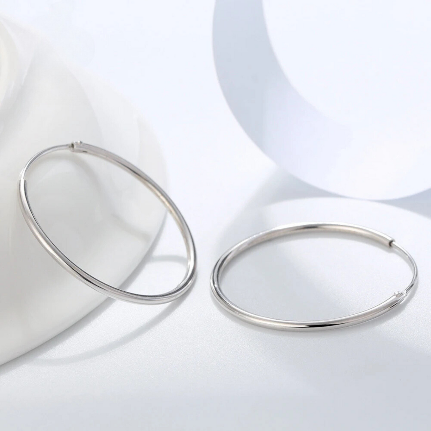 LYRA HOOP EARRINGS - RHODIUM/S925 SILVER