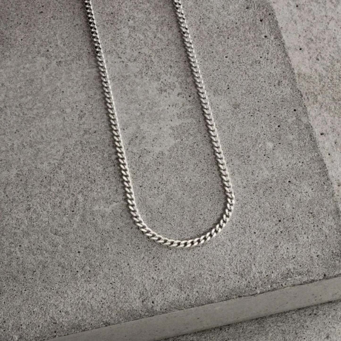 CURB NECKLACE 2.4MM - S925 SILVER