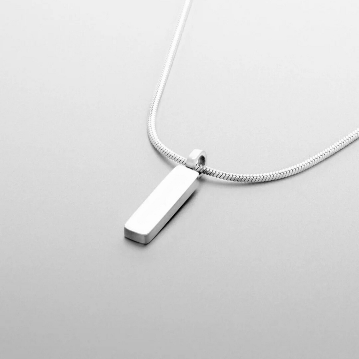 TOTEM PENDANT X MICRO SNAKE NECKLACE 1MM (18K WHITE GOLD) - SAPIENT